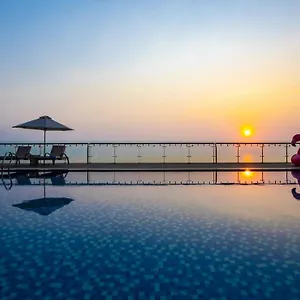 Serene **** Da Nang
